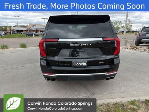 Used 2025 GMC Yukon XL Denali AWD/4WD image 6