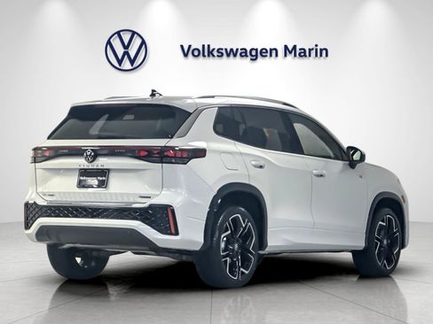 New 2026 Volkswagen Tiguan SEL R-Line AWD/4WD image 5