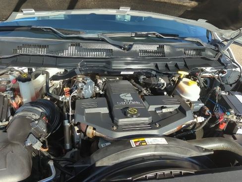 Used 2017 RAM 3500 Laramie w/ Convenience Group image 26