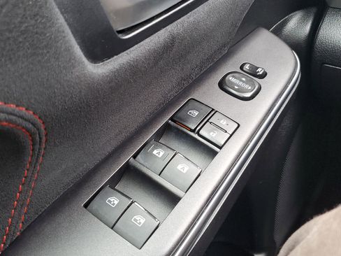 Used 2017 Toyota Camry XSE image 27