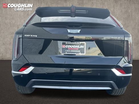 New 2026 Cadillac Optiq Luxury 1 image 6