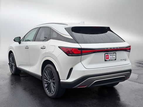 Used 2026 Lexus RX 350h w/ Convenience Package image 3