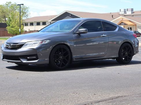 Used 2016 Honda Accord EX image 11