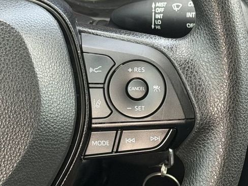 Certified 2022 Toyota RAV4 LE image 15