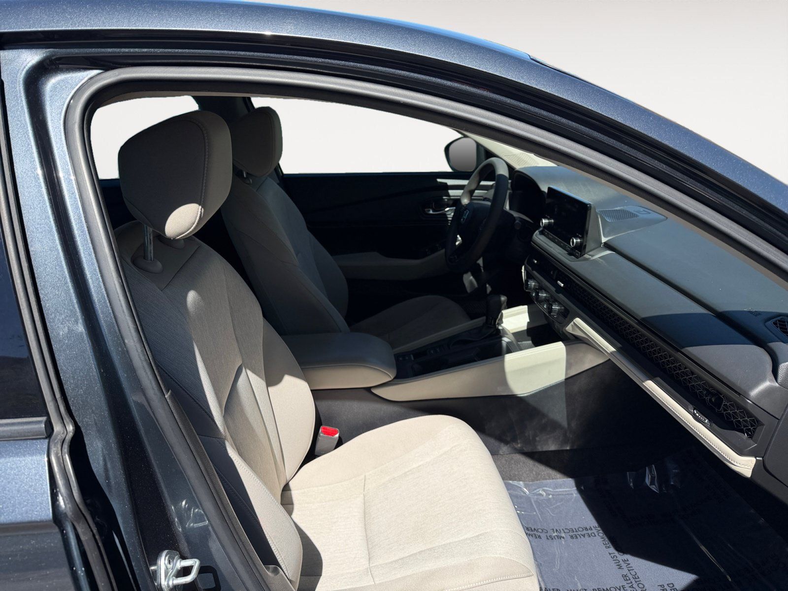 Used 2023 Honda Accord EX image 15