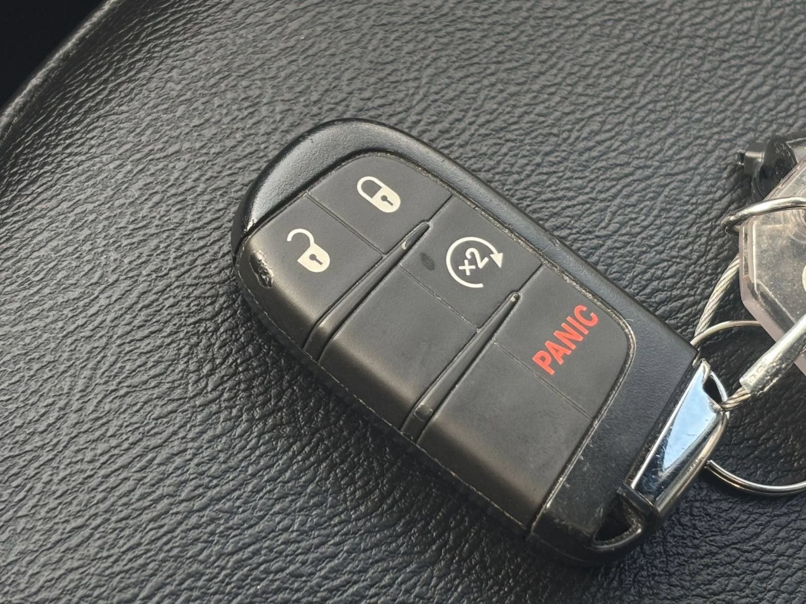 Used 2025 Jeep Compass Limited AWD/4WD image 19