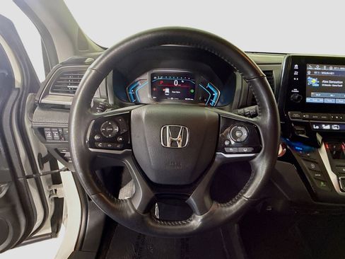 Used 2023 Honda Odyssey Elite image 13