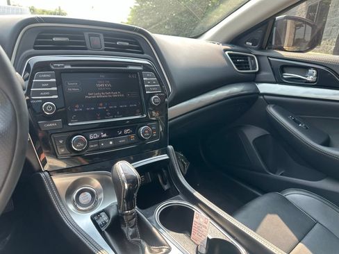 Used 2019 Nissan Maxima 3.5 SL FWD image 16