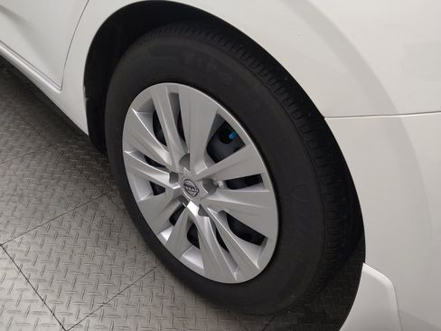 Used 2024 Nissan Sentra S FWD image 31