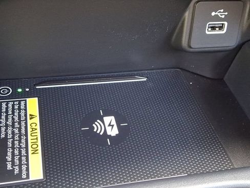 Certified 2025 Honda HR-V EX-L image 24