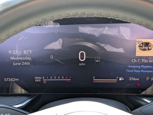 Used 2024 Buick Envision Preferred AWD/4WD image 29