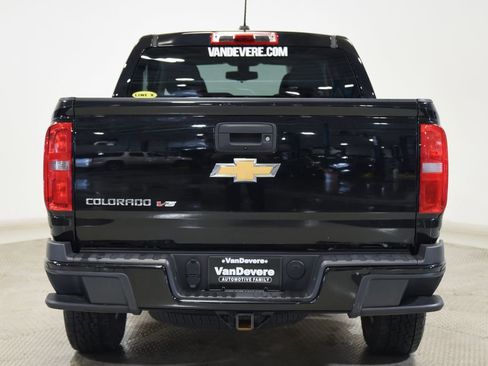 Used 2020 Chevrolet Colorado W/T w/ WT Convenience Package AWD/4WD image 13