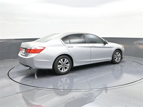 Used 2013 Honda Accord LX image 15