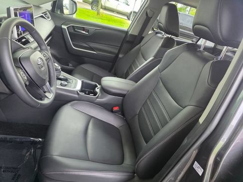 Used 2025 Toyota RAV4 XLE Premium w/ Weather Package AWD/4WD image 22