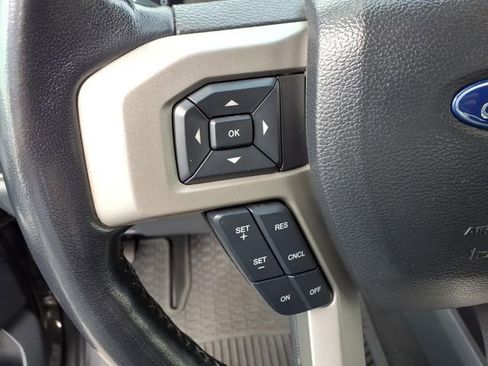 Used 2022 Ford F250 Lariat w/ Lariat Value Package image 8