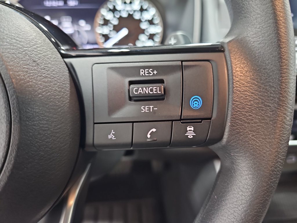 Certified 2023 Nissan Rogue SV AWD/4WD image 17