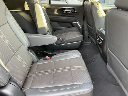 Certified 2026 Chevrolet Tahoe High Country w/ Sun And Tow Package AWD/4WD image 8