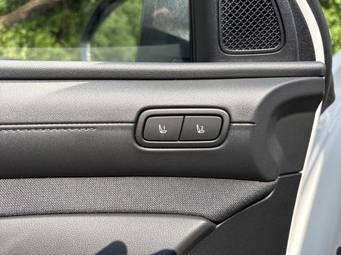 New 2026 Hyundai Tucson Limited FWD image 12