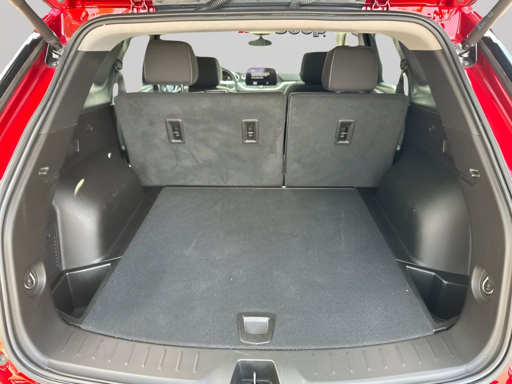 Used 2024 Chevrolet Blazer LT w/ Convenience Package FWD image 44