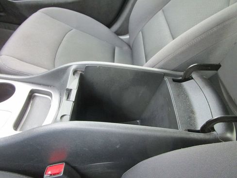 Used 2024 Chevrolet Malibu LS FWD image 33