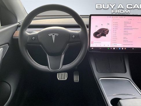 Used 2022 Tesla Model Y Performance image 5
