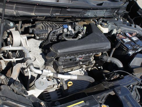 Used 2016 Nissan Rogue SL w/ SL Premium Package image 29