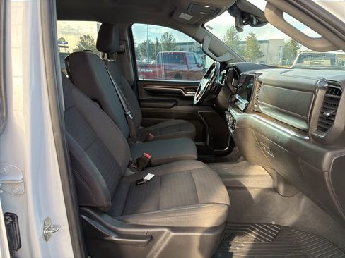 Used 2024 Chevrolet Silverado 3500 LT w/ Convenience Package image 40