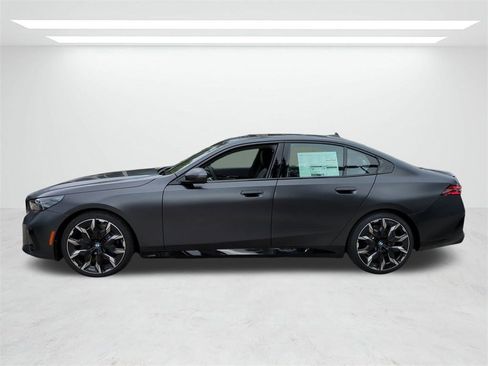 New 2026 BMW 540i xDrive w/ M Sport Package image 7