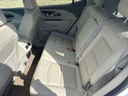 Used 2018 GMC Terrain Denali w/ Advanced Safety Package image 10