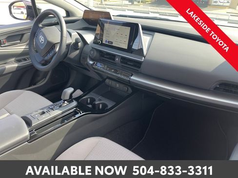 Certified 2025 Toyota Prius LE image 17
