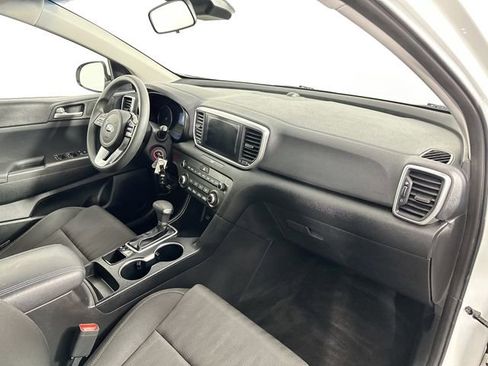 Used 2020 Kia Sportage LX image 27