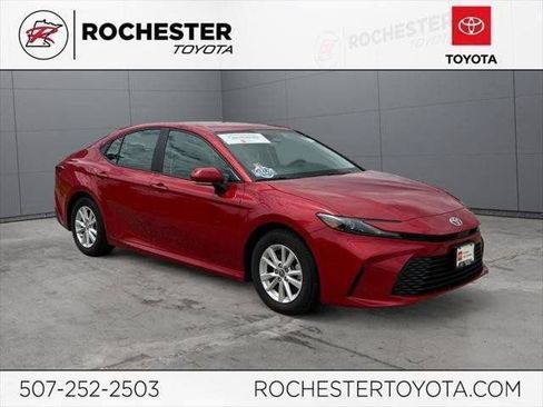Used 2025 Toyota Camry LE FWD image 91