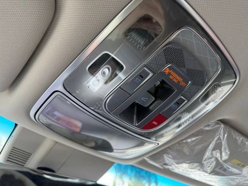 New 2025 Genesis G80 2.5T Advanced image 35