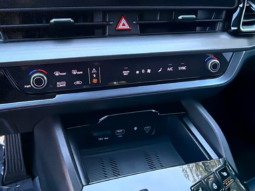 Certified 2023 Kia Sportage EX AWD/4WD image 28