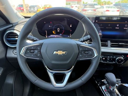 New 2026 Chevrolet Trax LT FWD image 23
