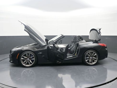 Used 2023 BMW Z4 M40i w/ Premium Package image 38