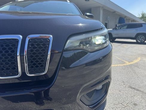 Used 2021 Jeep Cherokee Latitude Plus AWD/4WD image 9