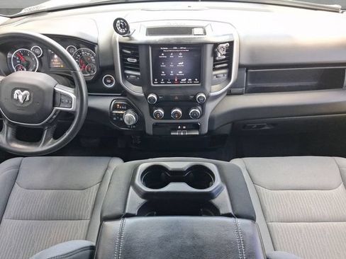 Used 2020 RAM 1500 Big Horn AWD/4WD image 25