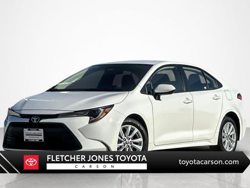Certified 2024 Toyota Corolla LE w/ LE Convenience Package FWD image 1