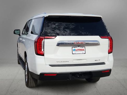 Used 2021 GMC Yukon XL SLT w/ Rear Media and Nav Package image 7