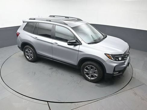 Certified 2024 Honda Passport TrailSport image 45