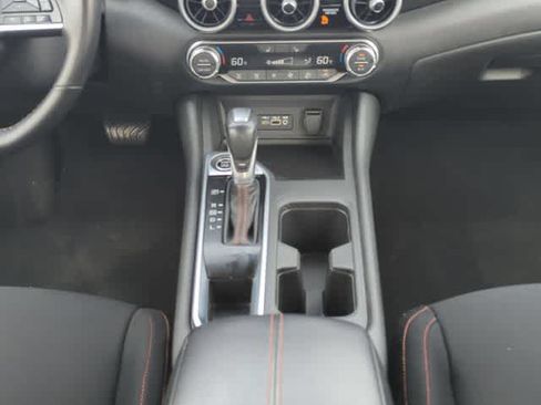 Used 2025 Nissan Sentra SR FWD image 26