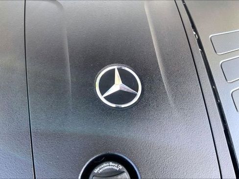 Used 2023 Mercedes-Benz GLC 300 4MATIC image 29