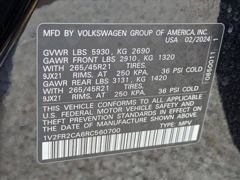Used 2024 Volkswagen Atlas SEL Premium R-Line AWD/4WD image 17