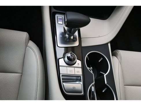 Used 2026 Genesis G70 2.5T RWD image 27