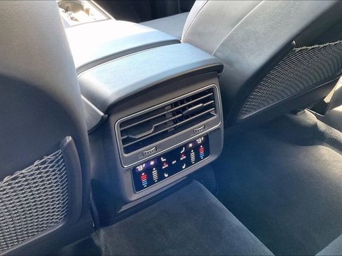 Used 2024 Audi SQ8 Premium Plus image 10