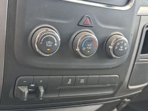 Used 2019 RAM 1500 Tradesman w/ Popular Equipment Group AWD/4WD image 16