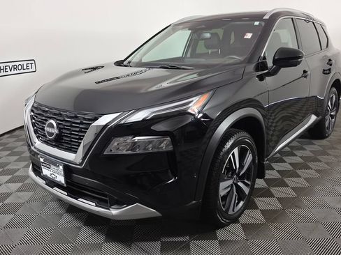 Used 2023 Nissan Rogue Platinum AWD/4WD image 2