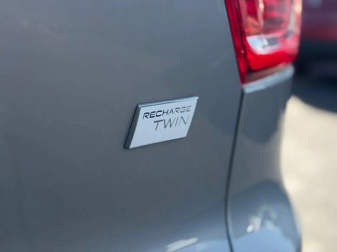 Used 2023 Volvo XC40 Recharge Plus AWD/4WD image 10
