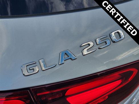 Certified 2025 Mercedes-Benz GLA 250 image 14